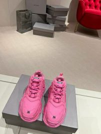Picture of Balenciaga Shoes Women _SKUfw126976193fw